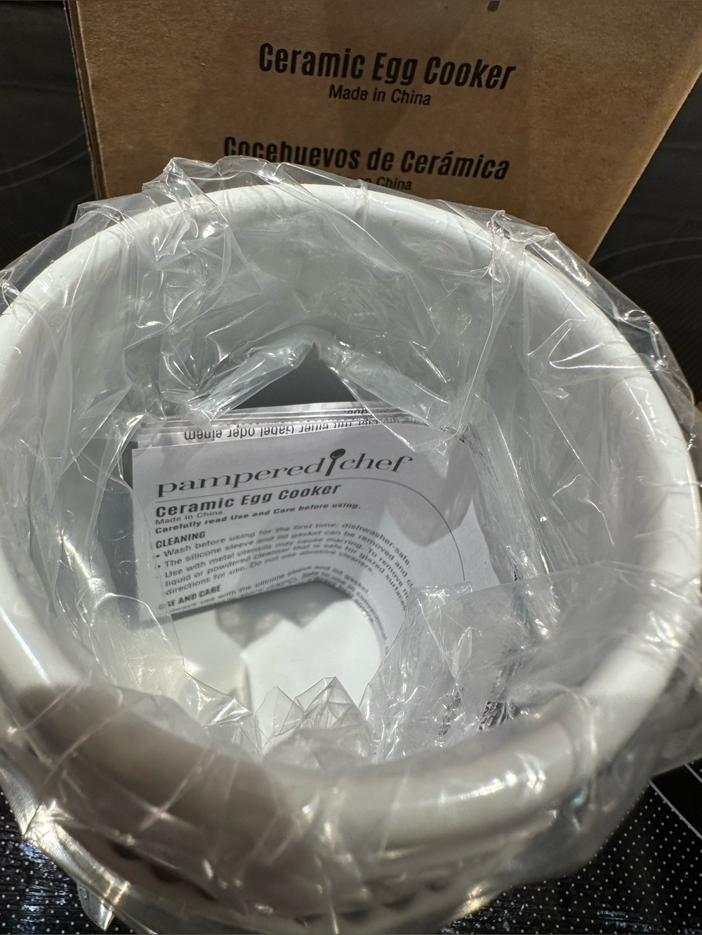 NEW - Pampered Chef Ceramic Egg Cooker - Picture 7 of 7